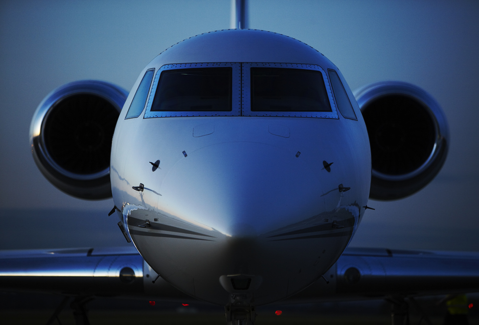 Gulfstream G550 Dusk