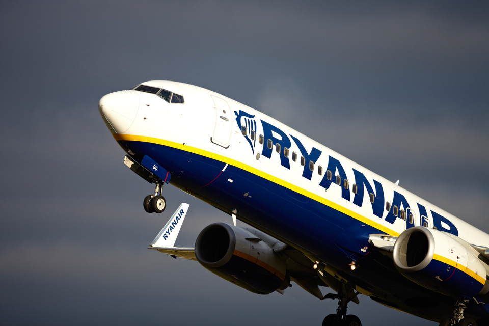 Ryanair 737 Bristol Airport